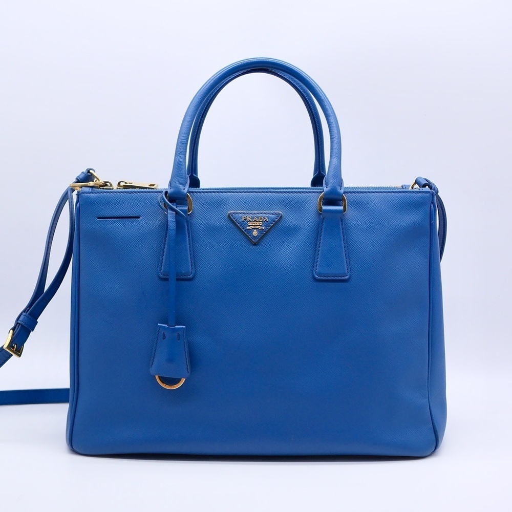 🍓PRADA Saffiano Shoulder Bag